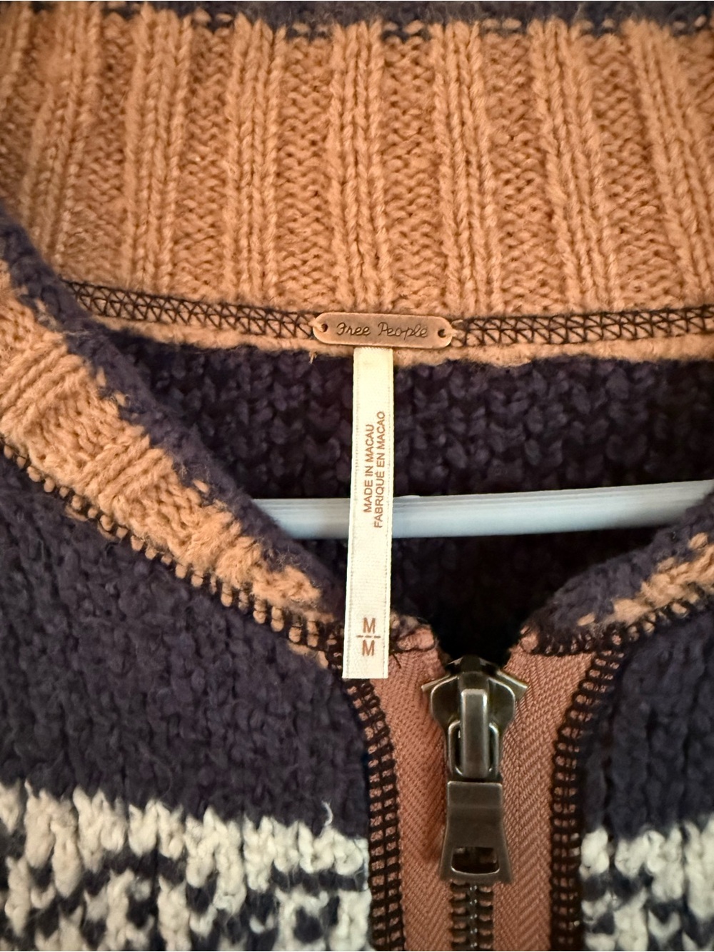 Lucky Sweater Bomber - Picture 5 of 5
